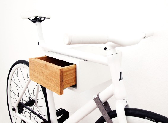 TÎAN – WHITE & OAK
